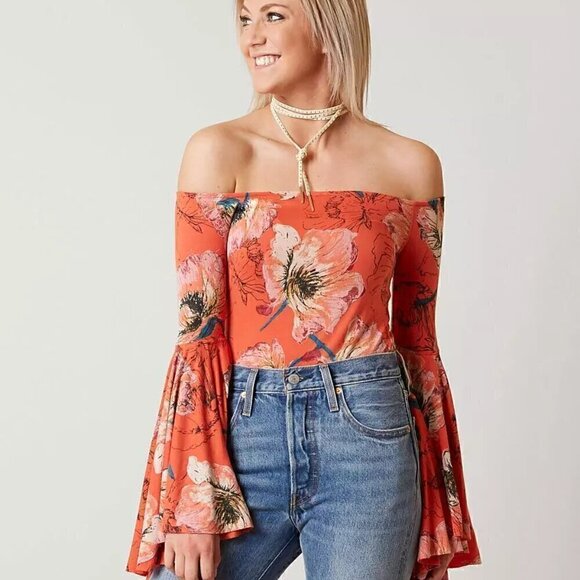 Free People Birds of Paradise Floral Print Off Shoulder Bell Sleeve Blouse M - Picture 1 of 13